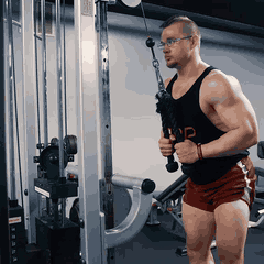 Rope triceps pushdown demonstration